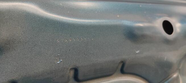 VW Touran 2019 dzwi lewy tył