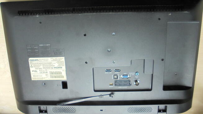 TV Philips 24 PFT 4022.12 uszkodzony zasilacz.