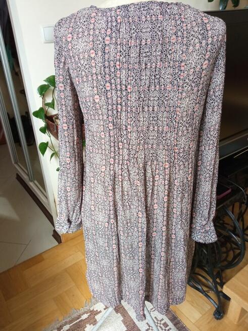 Ładna sukienka za 15 zł