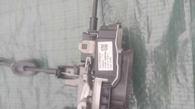 Zamek drzwi lewy przód 6 pin VOLVO V40