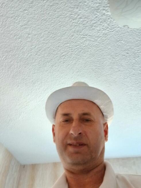 Samotny pan pozna panią