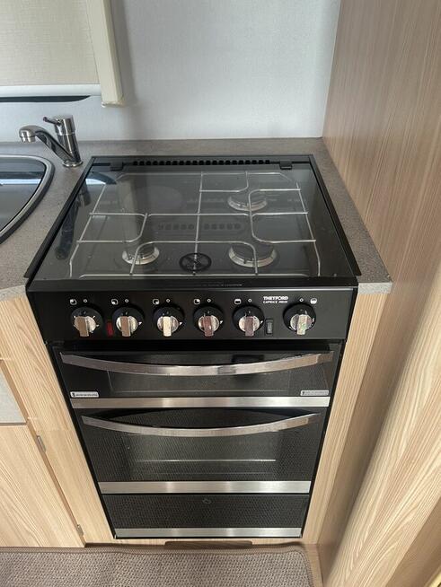 Przyczepa kempingowa Coachman Amara 450/2