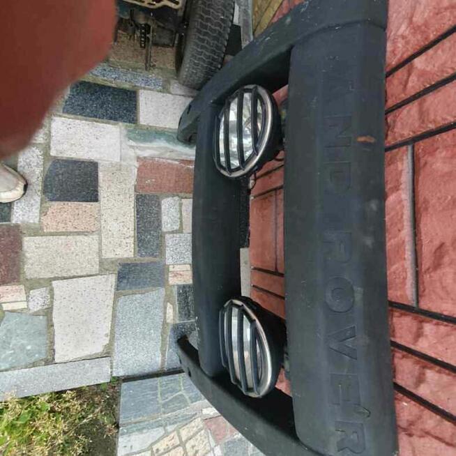 Discovery III spojler przedni z halogenami orurowanie