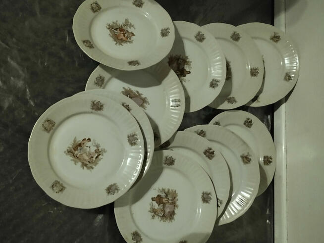 Talerzyki deserowe. Porcelana Włocławek.