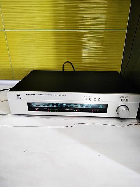 tuner radiowy Sanyo FMT 3510L