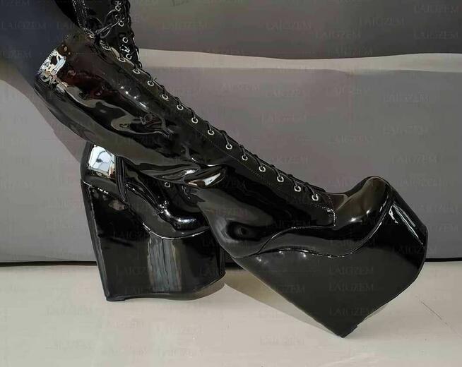 Kozaki na wysokim koturnie czarne