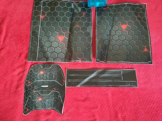 Naklejki Ozdobne ochronne skin na konsolę XboxOne pad Joypad