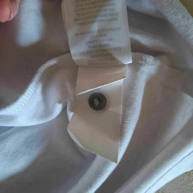 Koszulka DKNY XL – styl, komfort i marka
