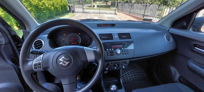 Suzuki Swift 2007, 8500 zł, silnik 1.3, klima, rej.do 7/2026