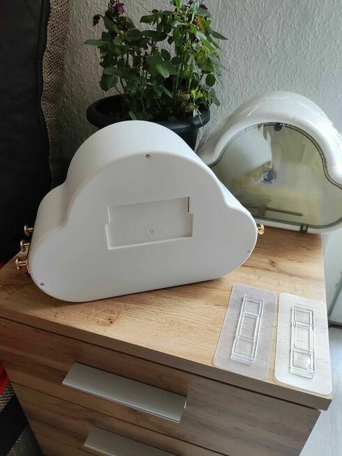 Uchwyt na papier toaletowy scienny na ścianę wieszak półka