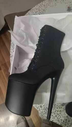 Kozaki na platformie sznurowane czarne