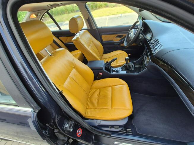 BMW 523 Sedan Manual Bezwypadek Oryginał INDYWIDUAL