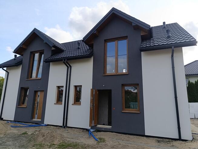 Dom w zabudowie bliżniaczej 82 m2 z działką 330 m2