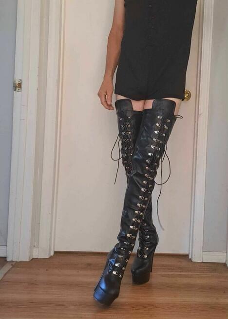 Kozaki za kolano wiązane KOLORY