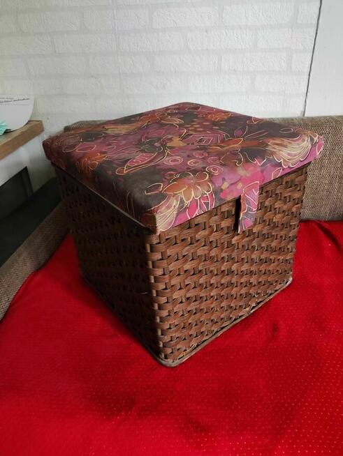 Pufa Taboret skrzynia pojemnik drewniana z wikliny wiklinowa