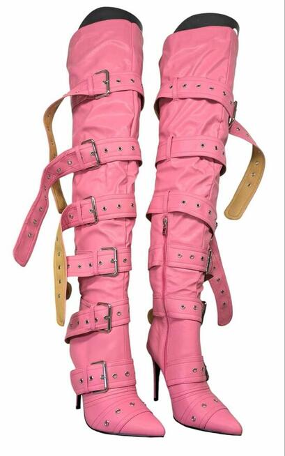 Kozaki z klamrą Wysokie kolory