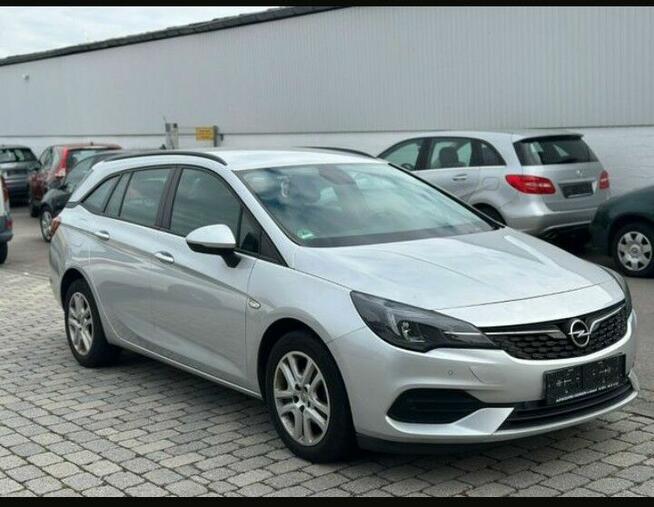 Opel Astra 1.5CDTI Sportstourer 2020r. niski przebieg import