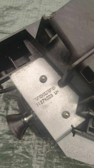 Zamek drzwi lewy przód 6 pin VOLVO V40