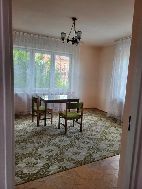 Sprzedam dom + zabudowania garażowe – Hrubieszów, ul. Dwerni