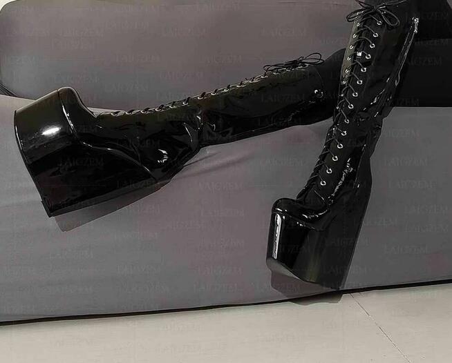 Kozaki na wysokim koturnie czarne