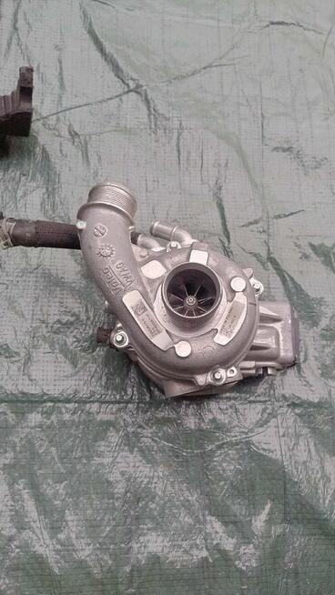 Turbosprężarka elktryczna audi Q7 SQ7 4.0TDI 057145601E