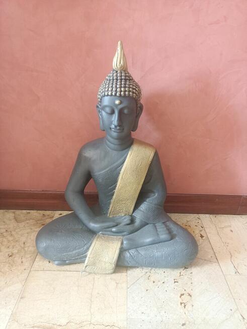 Sprzedam figurkę Buddy