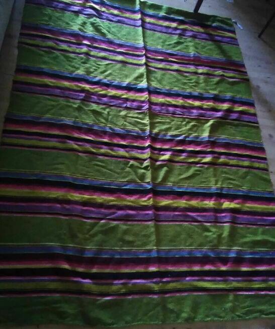 Koc pled narzuta wzór folk z lat 60