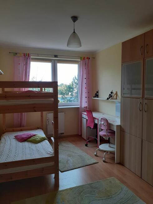 Przestronne, umeblowane 3 - pokojowe mieszkanie w Brwinowie