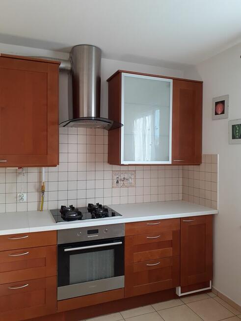 Przestronne, umeblowane 3 - pokojowe mieszkanie w Brwinowie