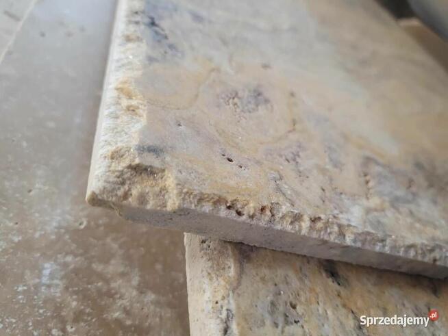 Trawertyn Scabos szczotkowany i dłutowany komplet 0,742 m2