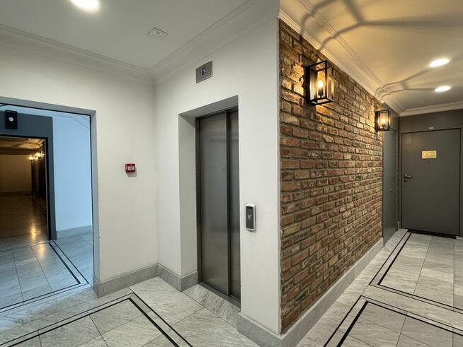 WYNAJMĘ przestronną kawalerkę PRZY METRZE Dworzec Wileński