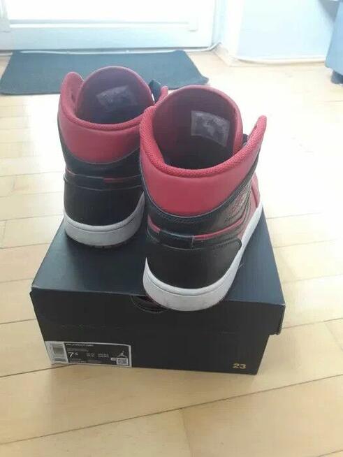 Buty Air Jordan 1 mid