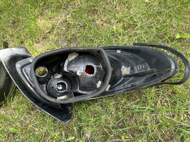 Komplet lamp tył PEUGEOT 206 HB SONAR SK3710-A2B6