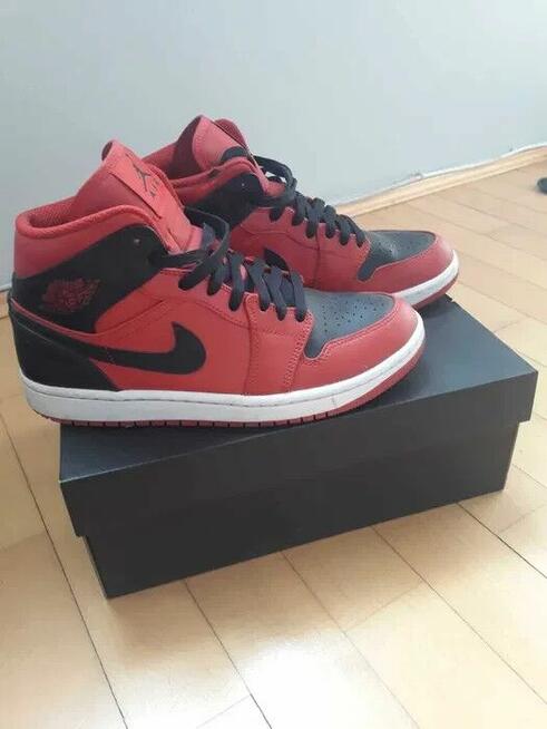Buty Air Jordan 1 mid