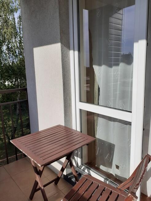 Przestronne, umeblowane 3 - pokojowe mieszkanie w Brwinowie