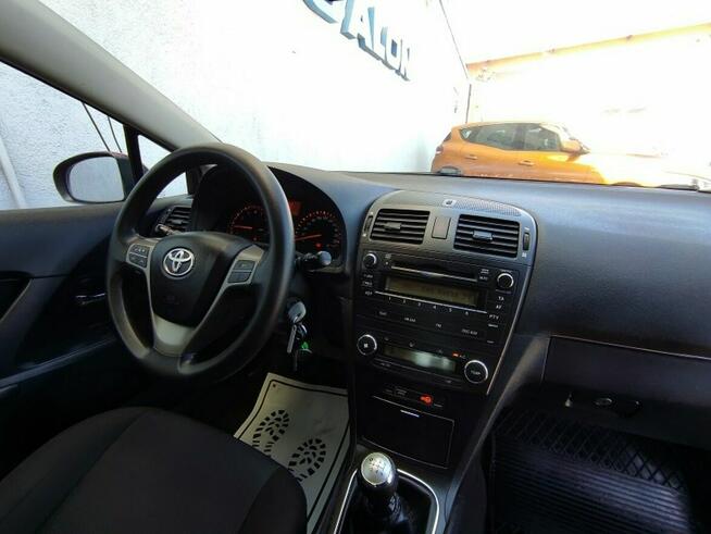 Toyota Avensis KLIMA, 6-biegów, el.szyby, łańcuch rozrządu, wielofunkcja, krajowy