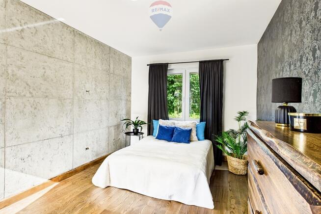 Na sprzedaż mieszkanie, oryginalne wnętrze!