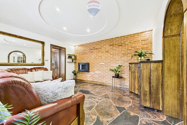 Na sprzedaż mieszkanie, oryginalne wnętrze!