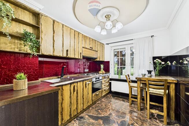 Na sprzedaż mieszkanie, oryginalne wnętrze!