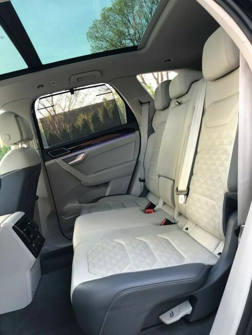 Volkswagen Touareg R-Line 2019r V8 4.0 TDI 422KM 4x4 Matrix Head Pneumatyka Hak FV23% VAT