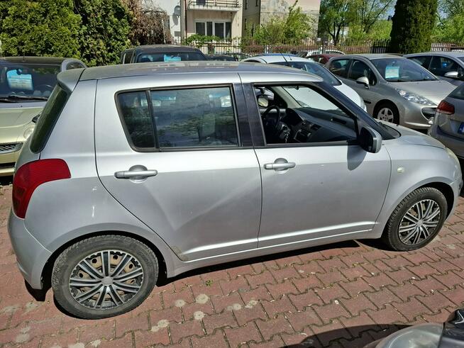 Suzuki Swift Zarejestrowany i Ubezpieczony w PL. Serwisowany.