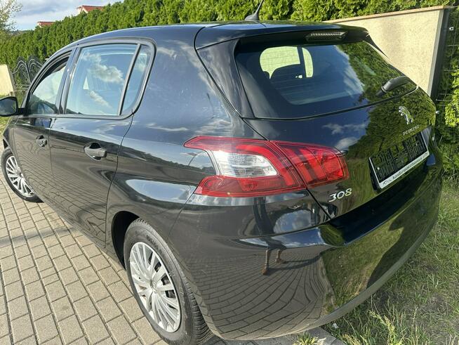 Peugeot 308 Benzyna, tempomat, LED światła dzienne, klimatyzacja, isofix, import