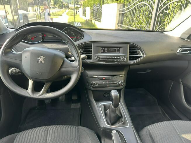 Peugeot 308 Benzyna, tempomat, LED światła dzienne, klimatyzacja, isofix, import