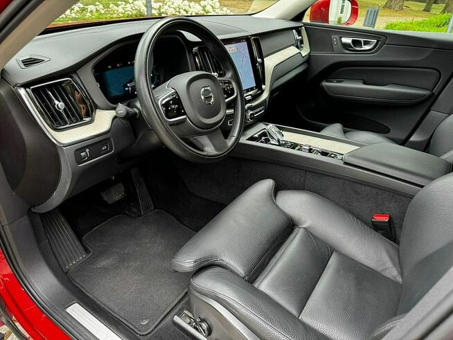 Volvo XC 60 diesel hybryda 197 kM AWD