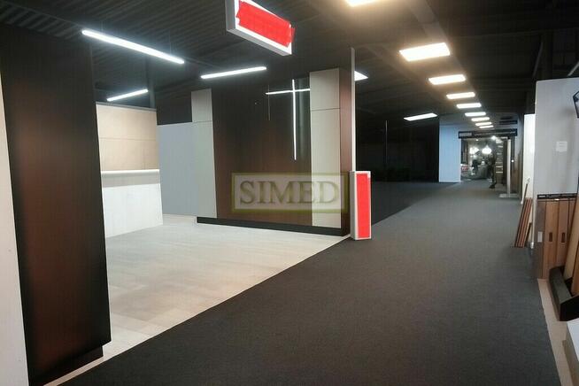 Parter,parkig,wysokość ponad 3 m,dostęp 24h