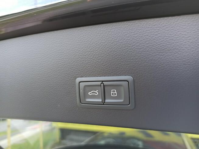 Audi A6 S-line, bogata wersja, mały przebieg