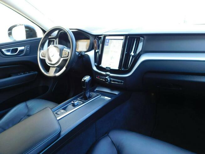 Volvo XC 60 z Gwarancją_Bezwypadkowe-100%_Model_2020r
