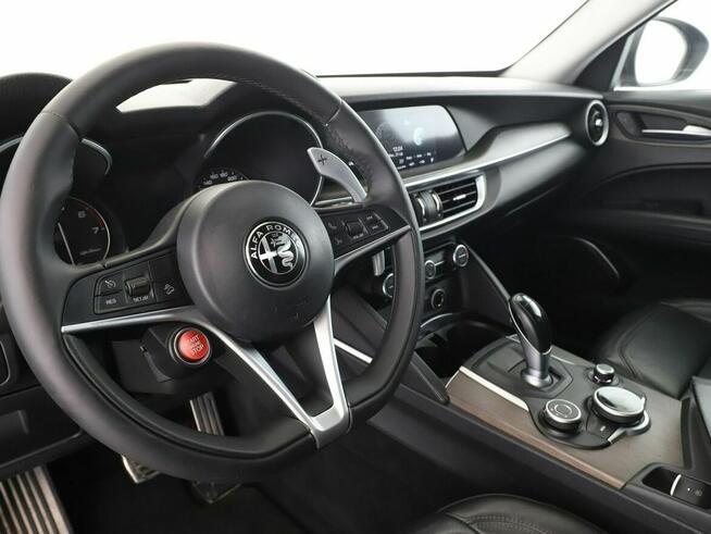 Alfa Romeo Stelvio 4x4, 280KM, skóra, navi, klima auto, LED, grzane fotele