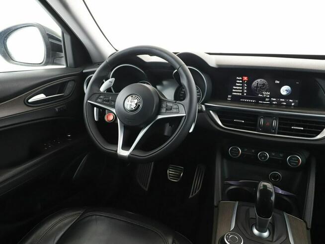 Alfa Romeo Stelvio 4x4, 280KM, skóra, navi, klima auto, LED, grzane fotele