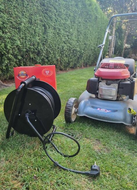 Przedłużacz na metalowym bębnie 50 m